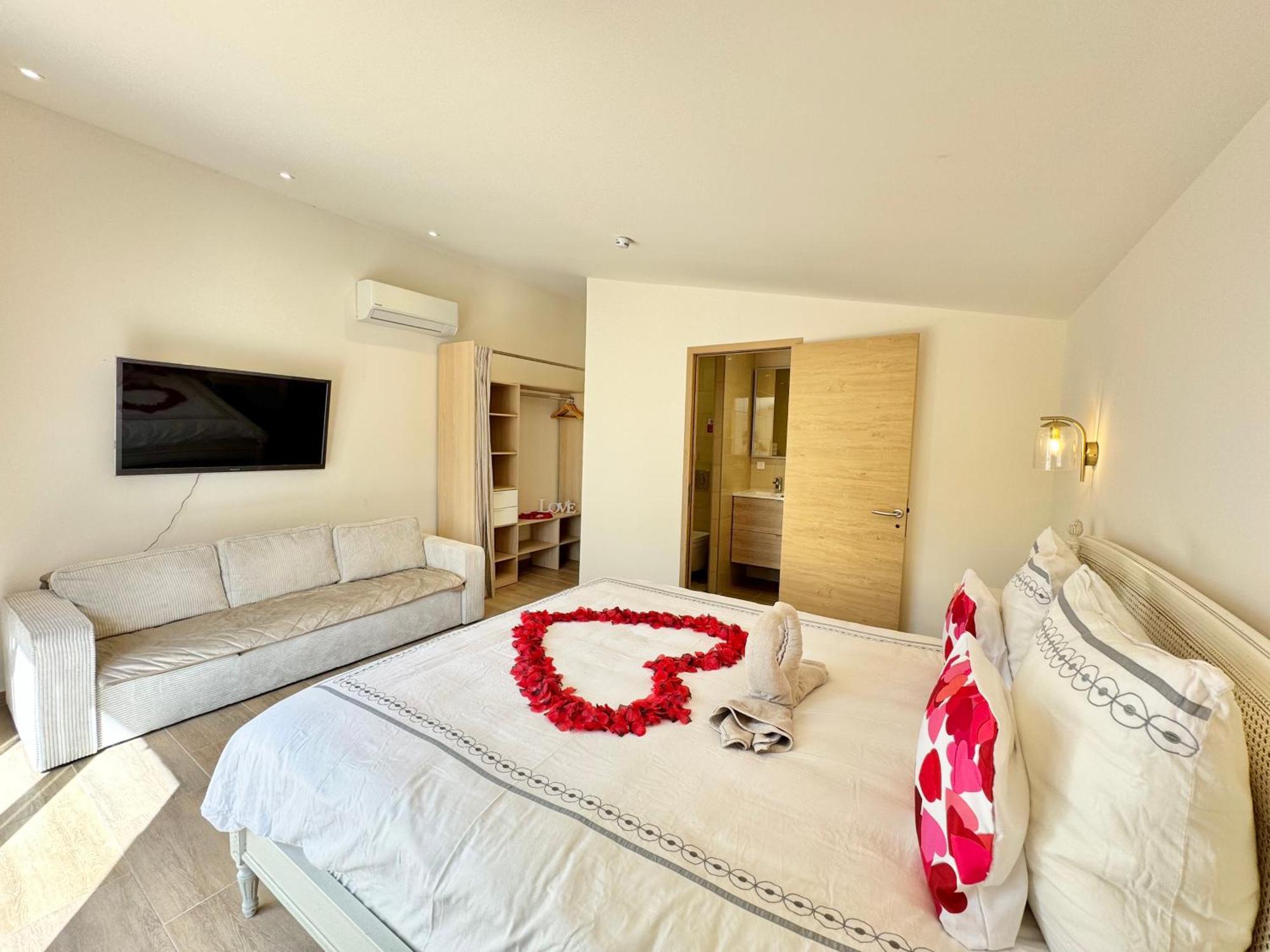 Villa La Source 83 - Room Close To St Tropez 孔格林 外观 照片